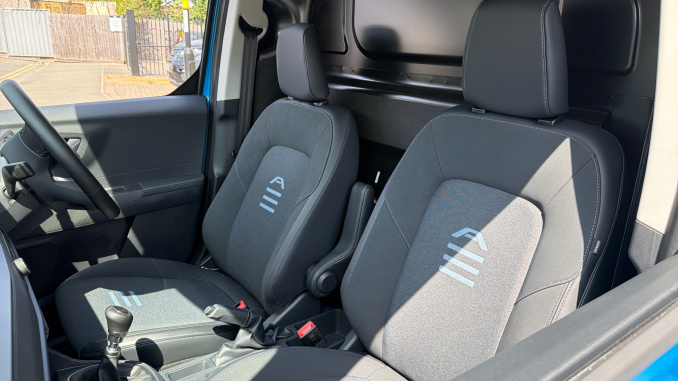 Ford Transit Courier Diesel 1.5 EcoBlue Limited Van - Image 33